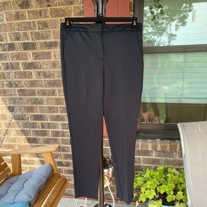 Adrienne Vittadini pants. Size 6.